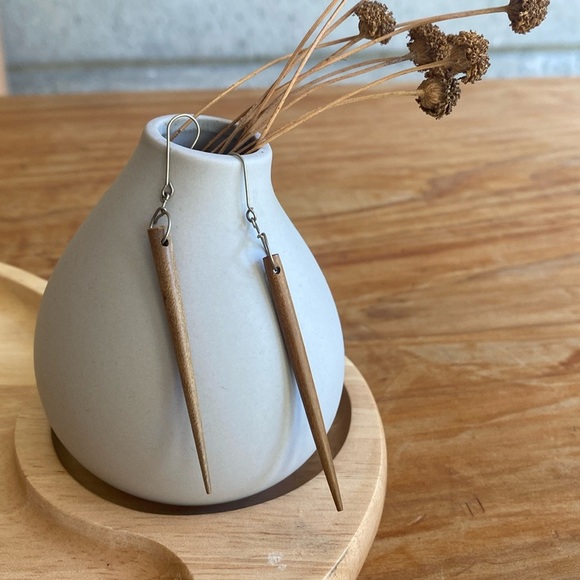 Jewelry - Wood earrings